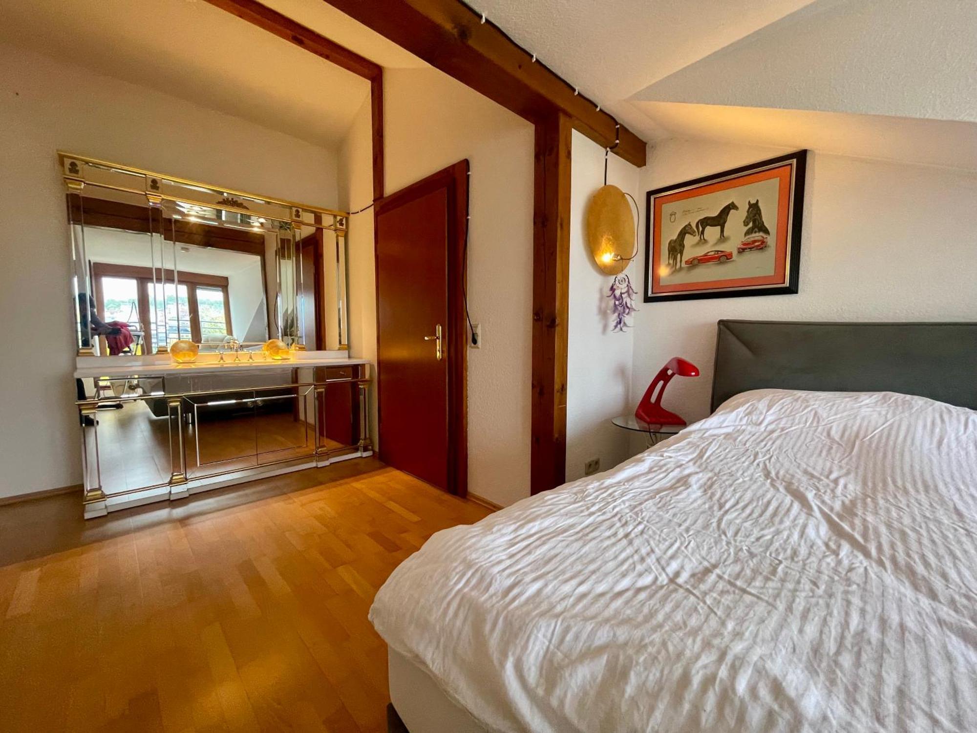 Wunderschoenes Grosses 3 Zimmer Apartament Zentrum Goldstadt Familienfreundlich Mit Garage Pforzheim Eksteriør bilde