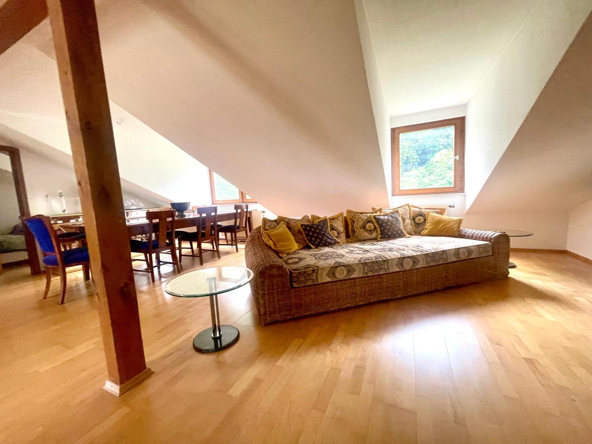 Wunderschoenes Grosses 3 Zimmer Apartament Zentrum Goldstadt Familienfreundlich Mit Garage Pforzheim Eksteriør bilde